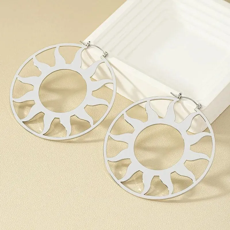 1 Pair Exaggerated Artistic Sun Hollow Out Alloy Hoop Earrings