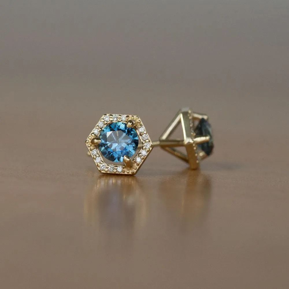 1.06ctw Montana Sapphire Earrings in Yellow Gold Diamond Halo Setting