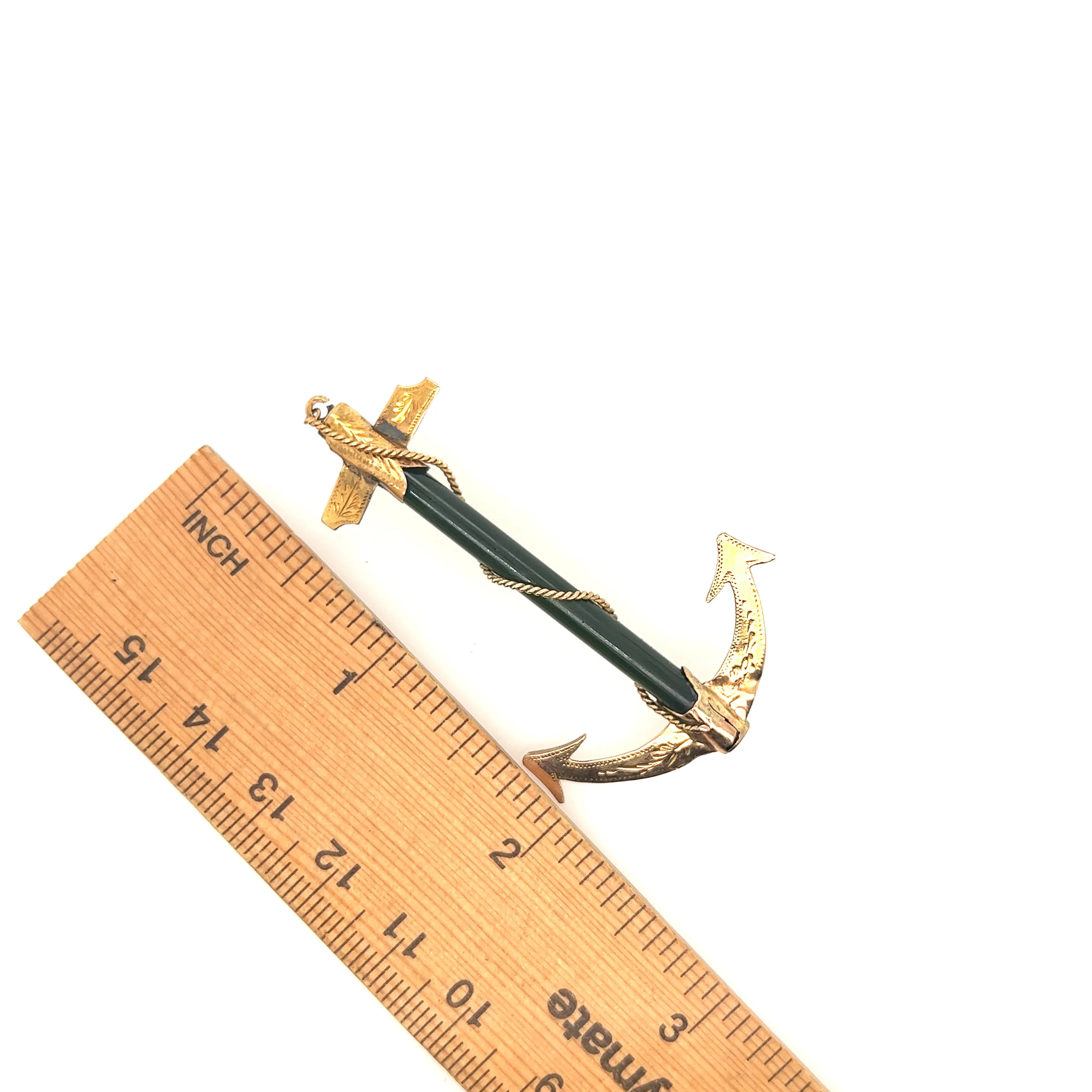 18ct Yellow Gold Jade Engraved Anchor Brooch