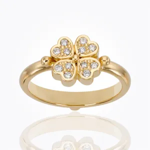 18K Mini Clover  Ring in diamond pavé