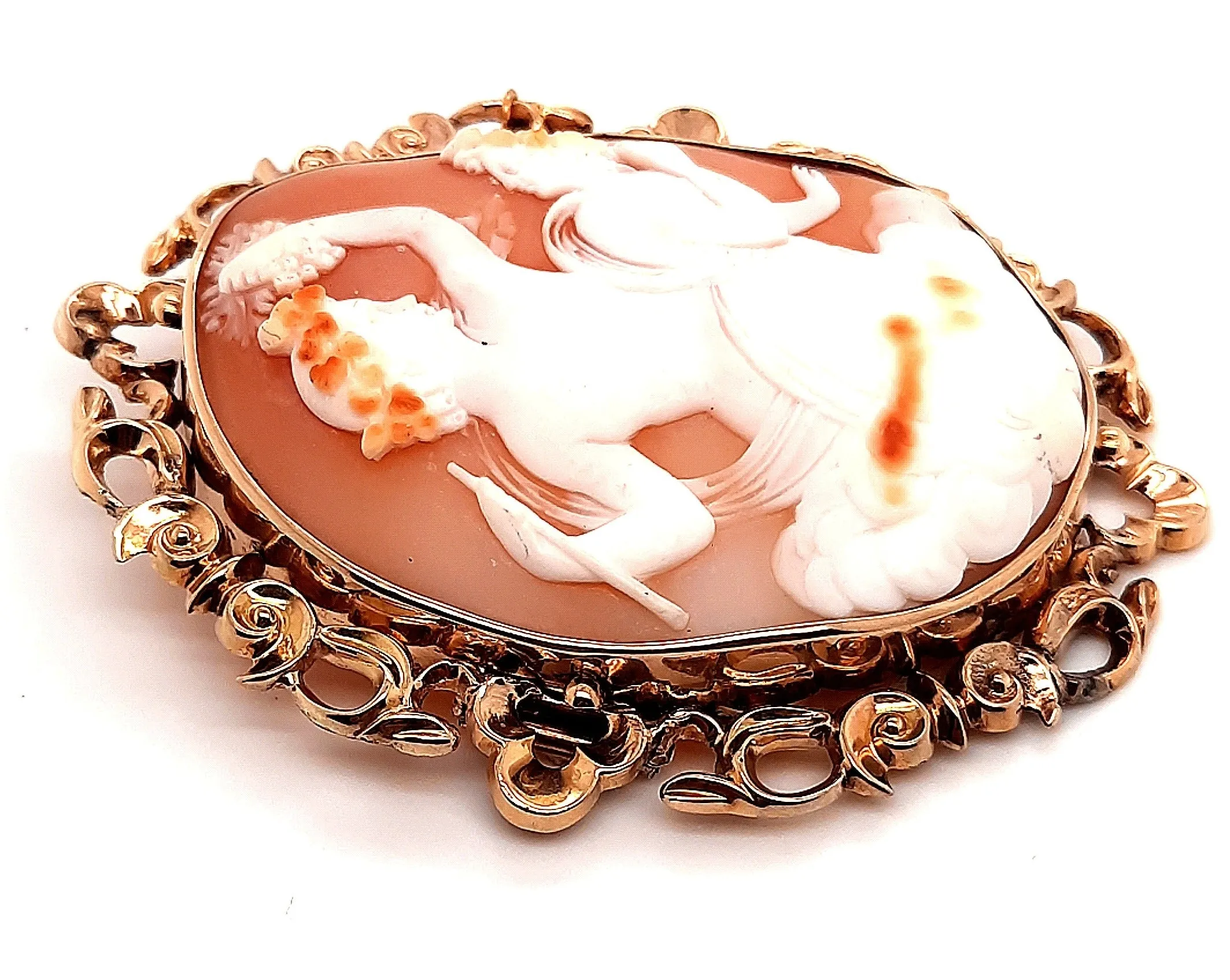 9ct Yellow Gold Hand Carved Cameo Vintage Brooch