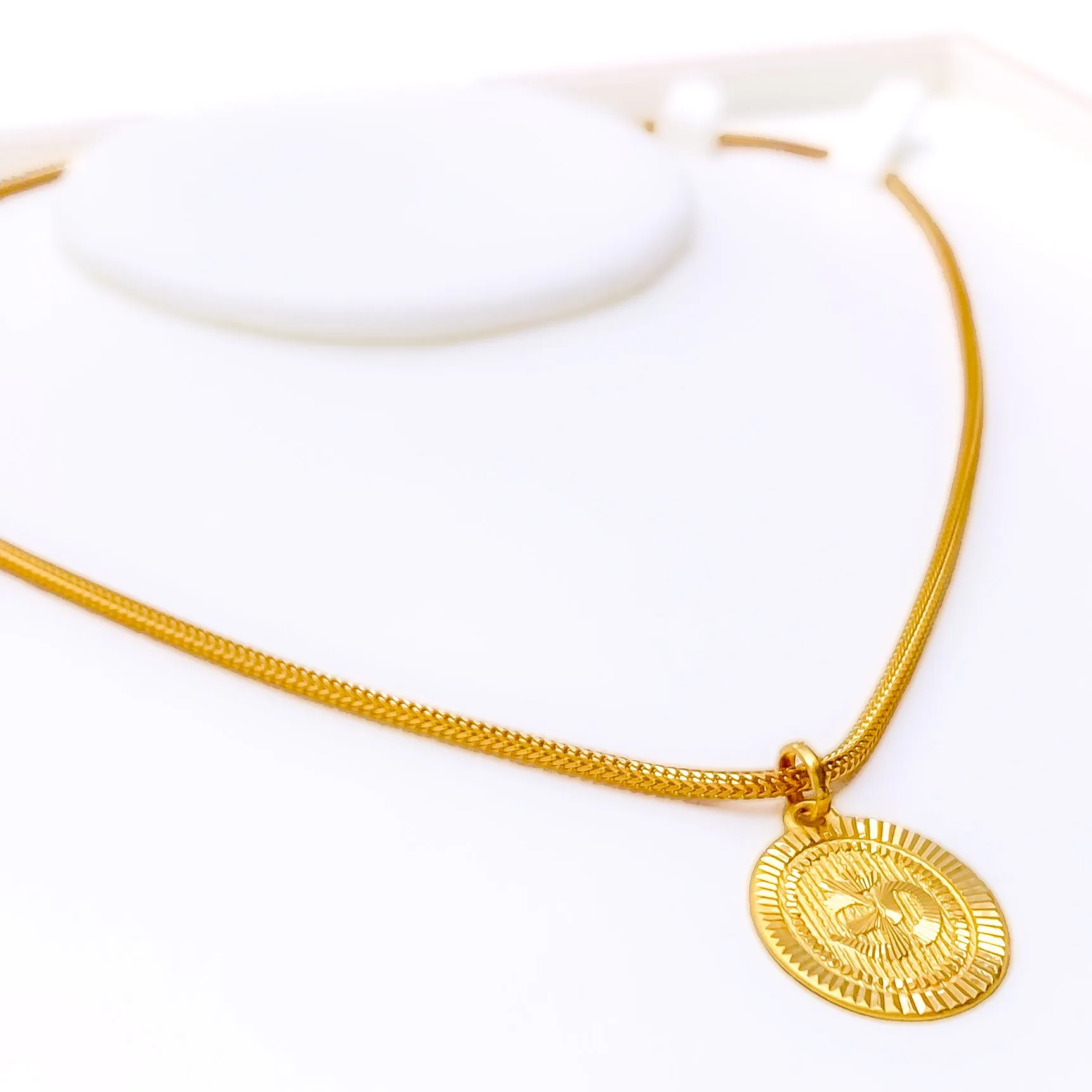 Attractive Sparkling Oval 22k Gold OM Pendant