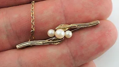 Beautiful Vintage 9ct Yellow Gold Brooch Pin Set with Pearls