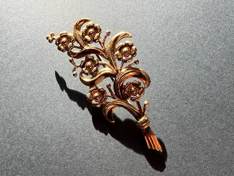 Big Vintage Gold Flourish of Flowers - Exuberant 1940s Brooch