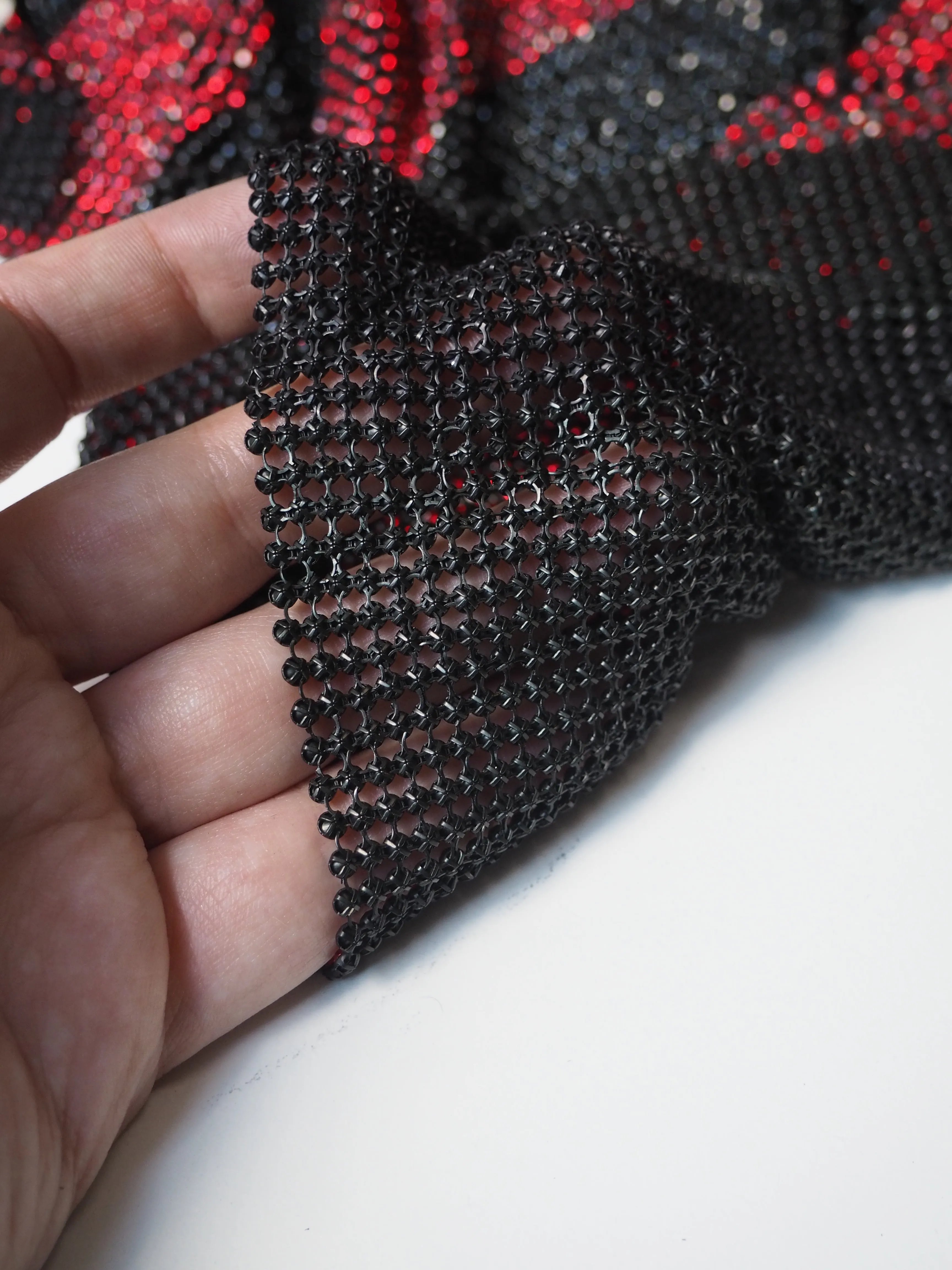 Black   Red Stripe Crystal Chainmail