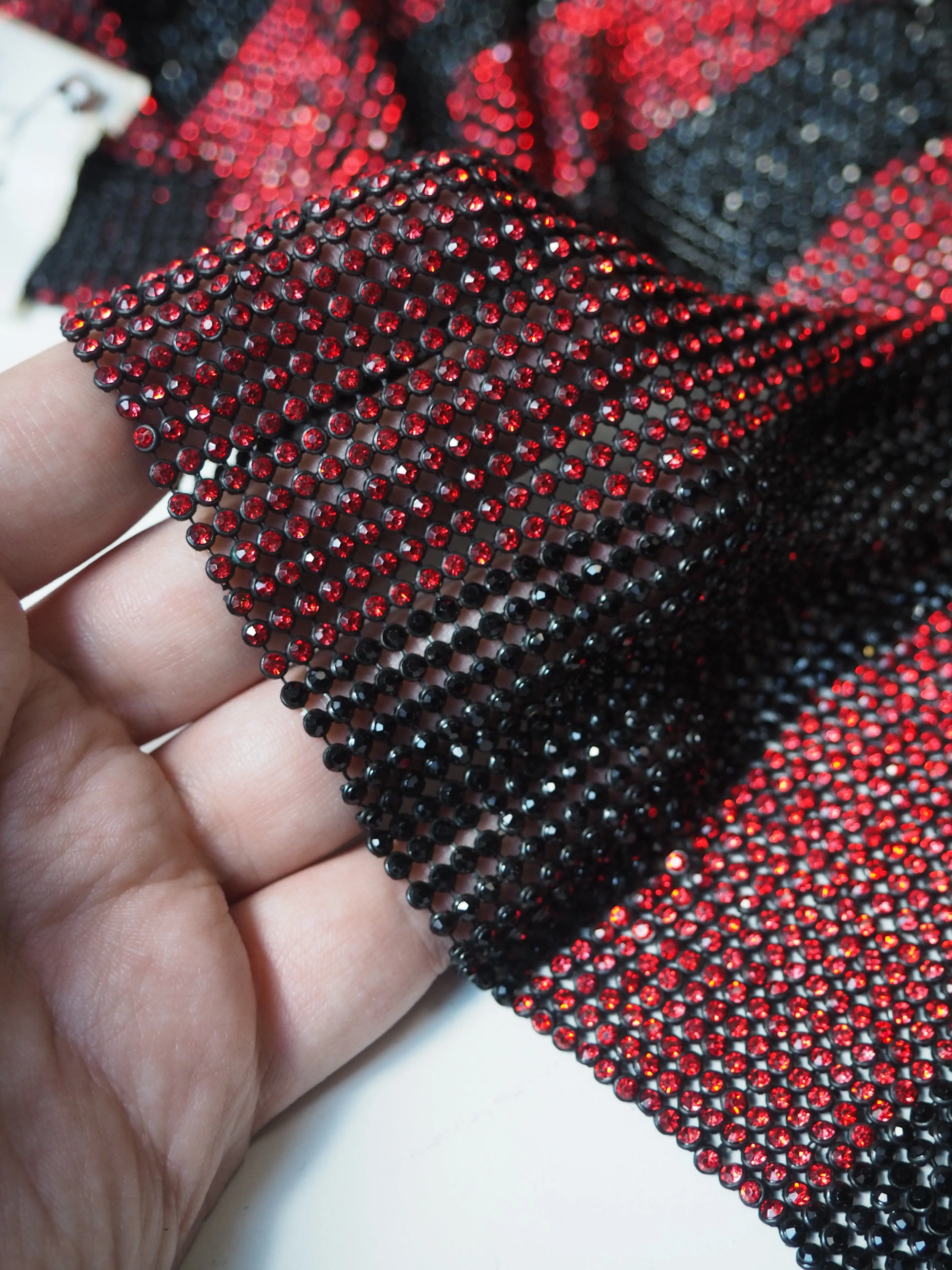 Black   Red Stripe Crystal Chainmail