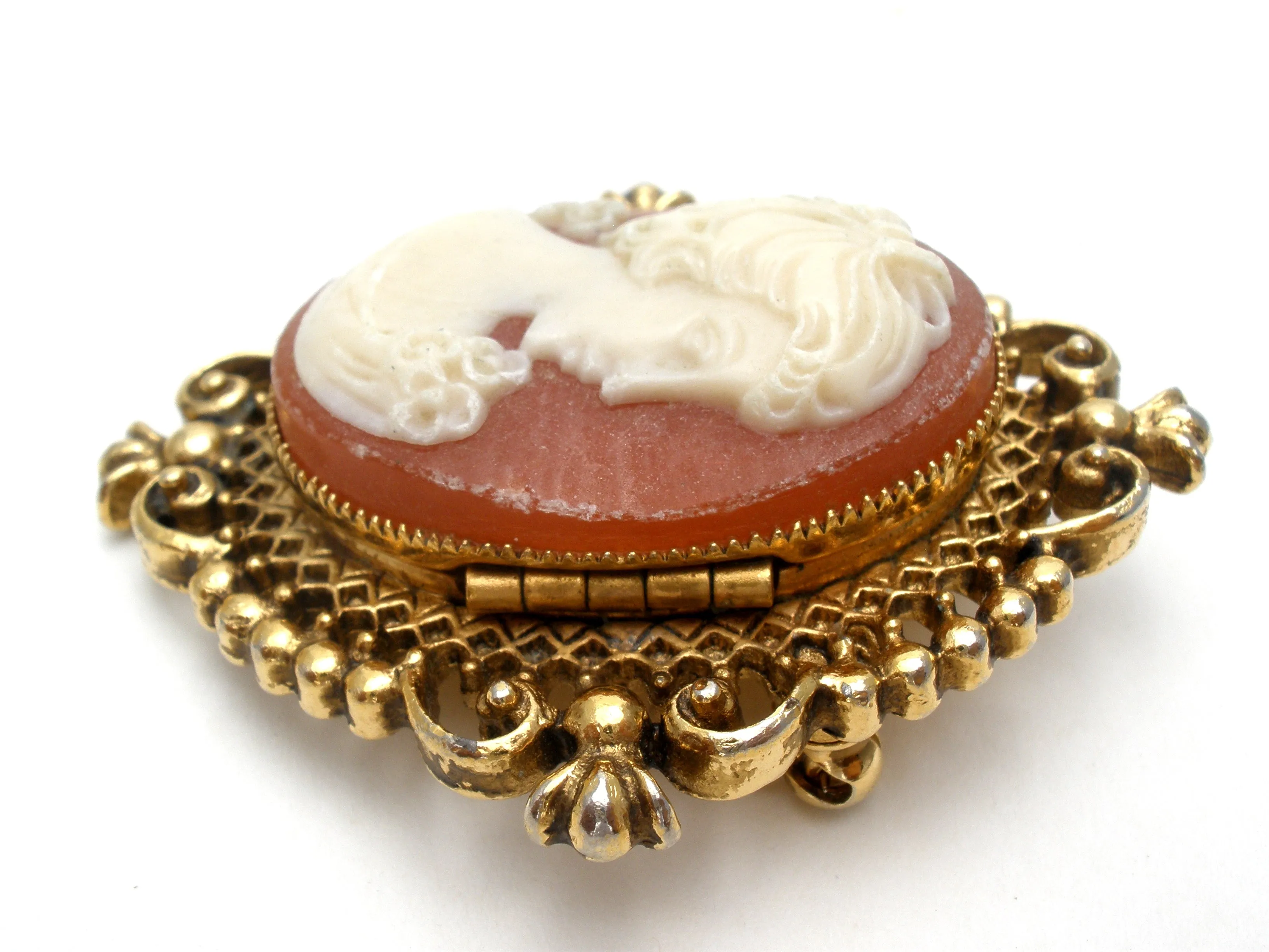 Cameo Perfume Locket Brooch Pin Vintage Avon