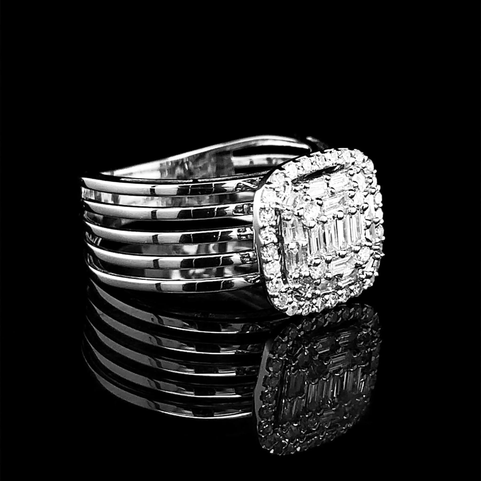 Classic Cushion Baguette Caged Statement Diamond Ring 14kt