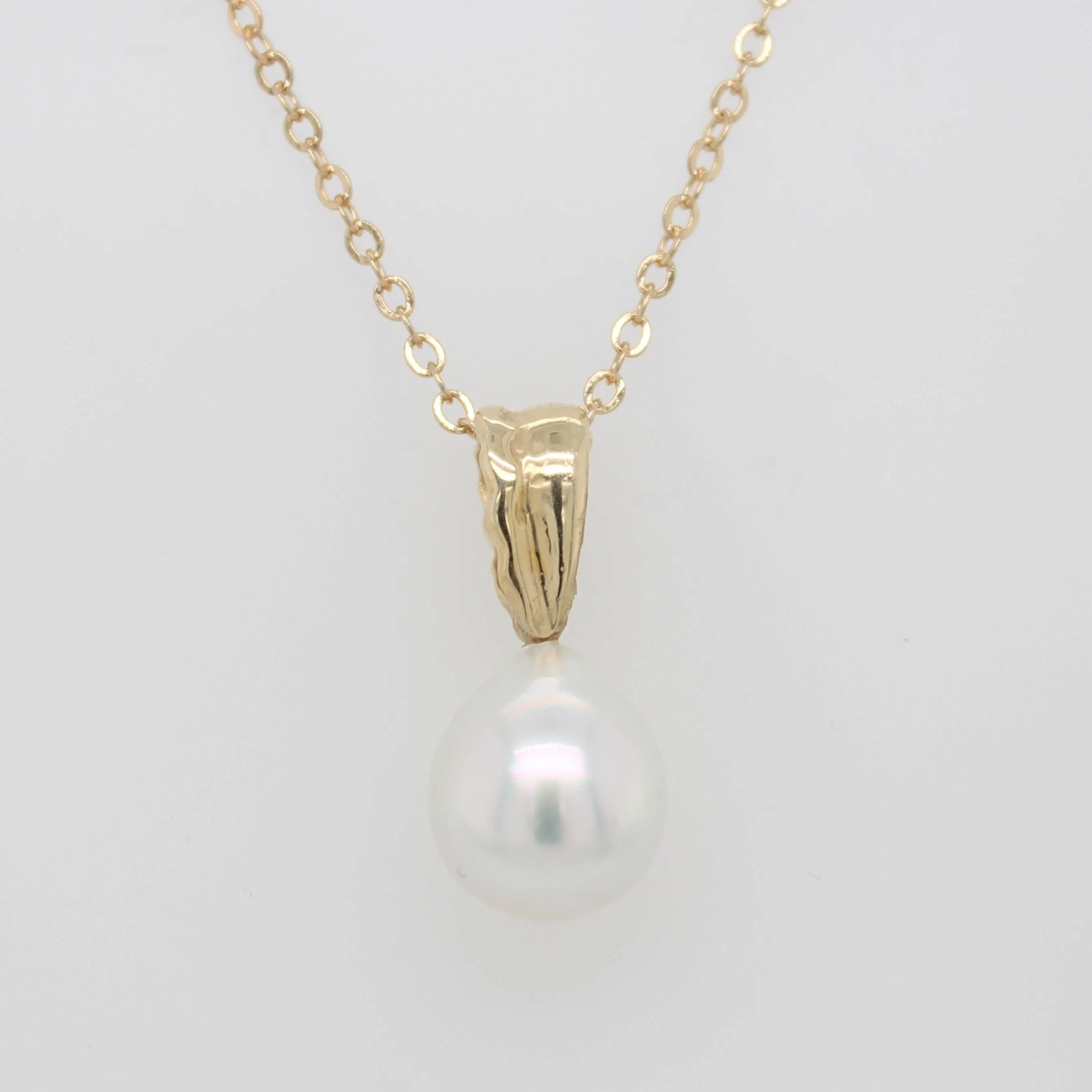 Island Bound Pendant with White Abrolhos Pearl