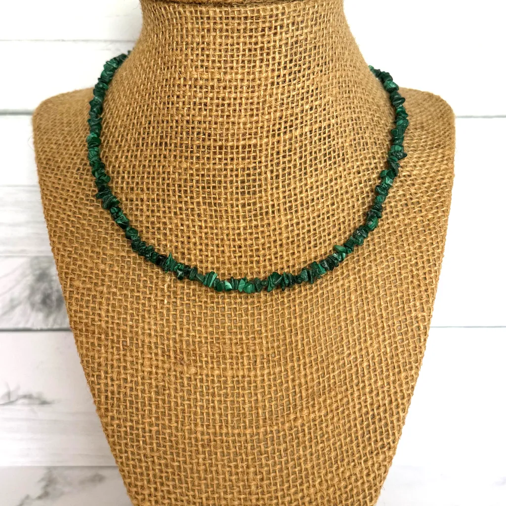 Mens Malachite Chip Beaded Necklace