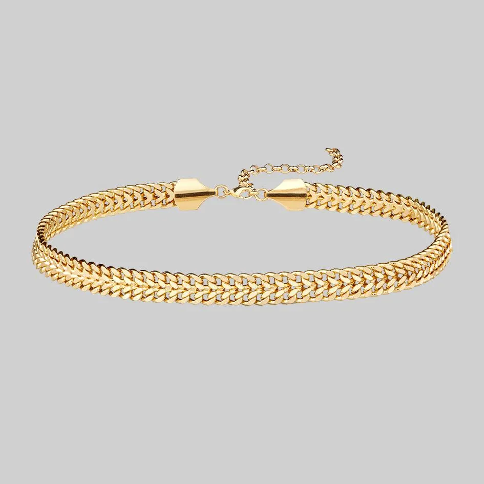 SOLACE. Wide Curb Chain Choker - Gold