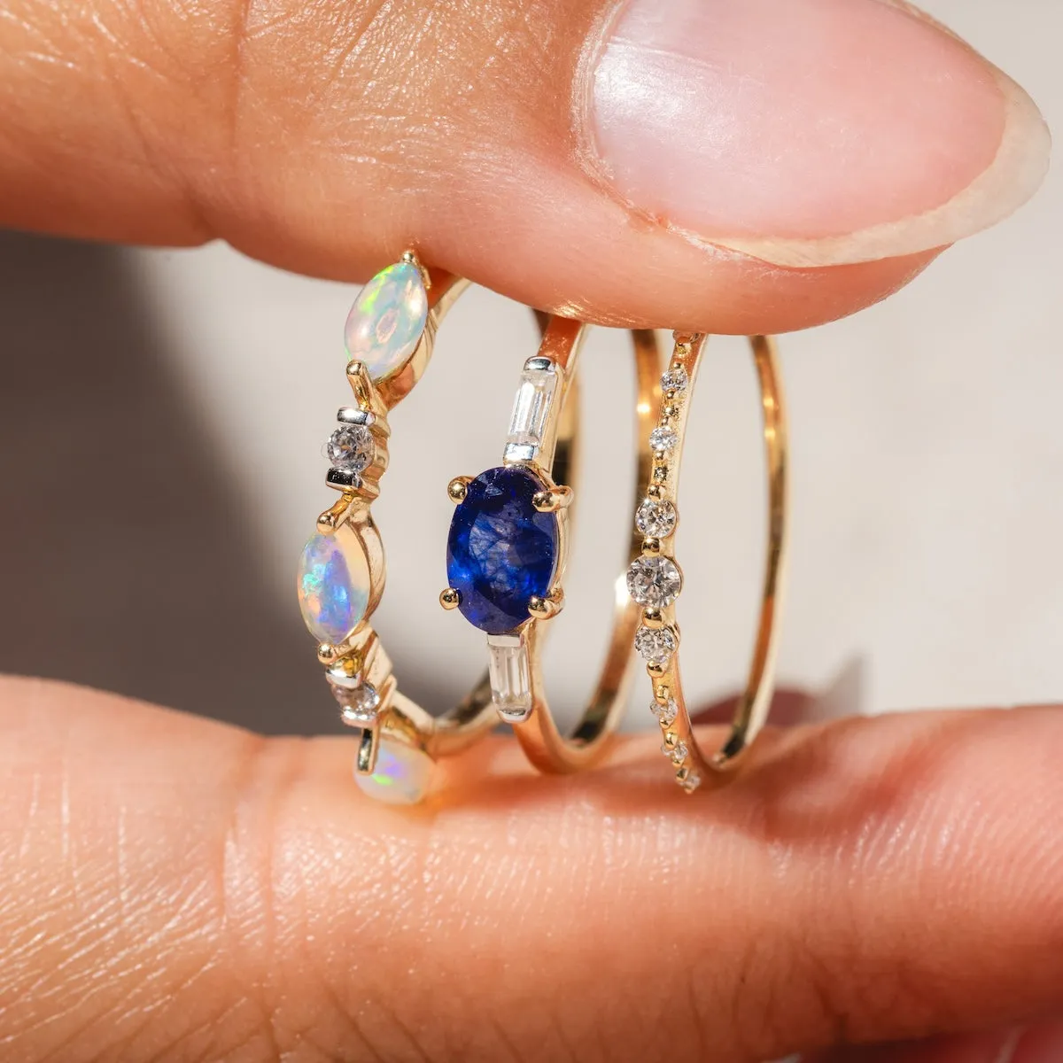 Solid Gold Classic Sapphire Ring