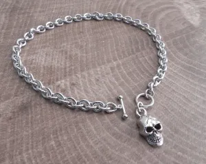 Teardrop Toggle Choker with Skull XL