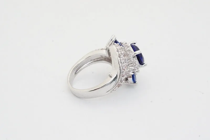 Women's Rings White Gold Plated Fill Inlay Blue Zircon Crystal Jewelry Charms Ring Female Gifts